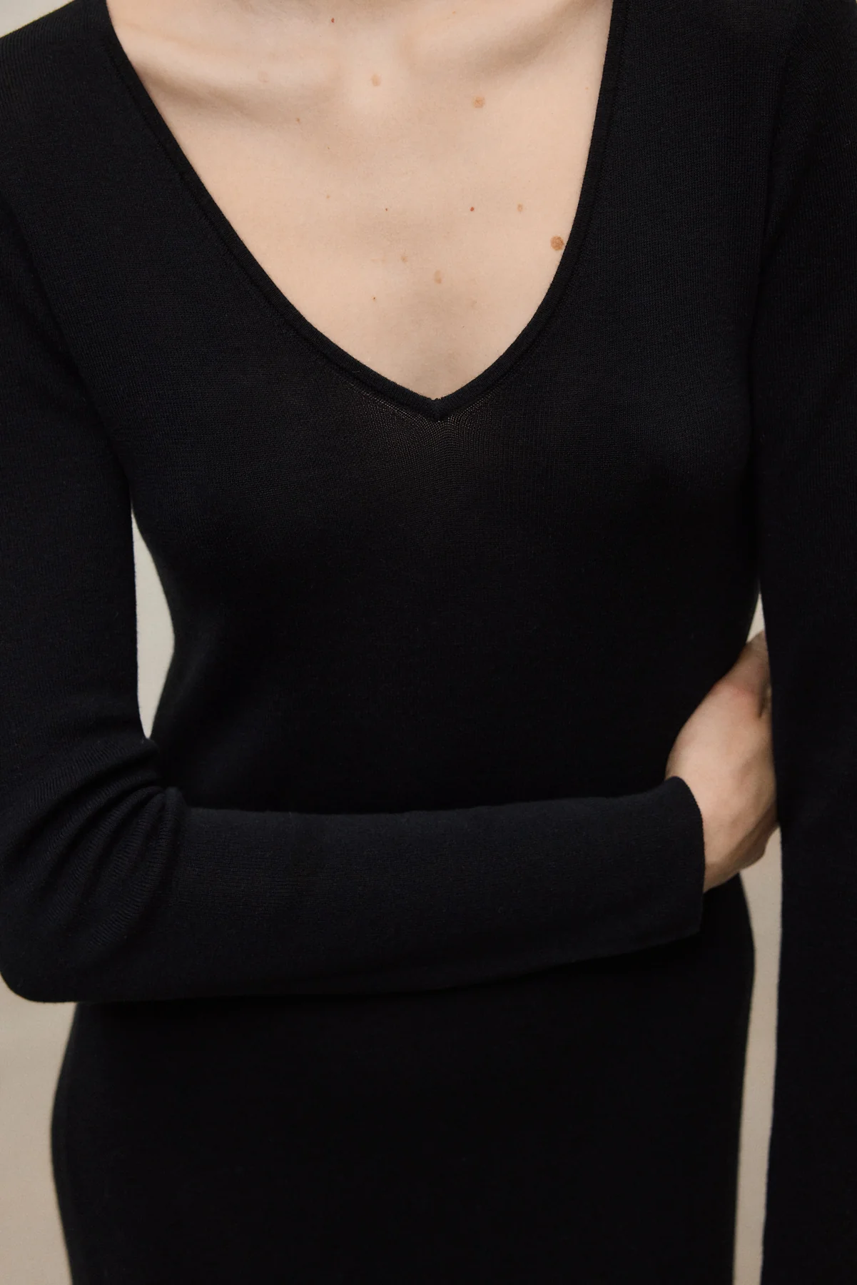 VESTIDO ARIS NEGRO - Image 3