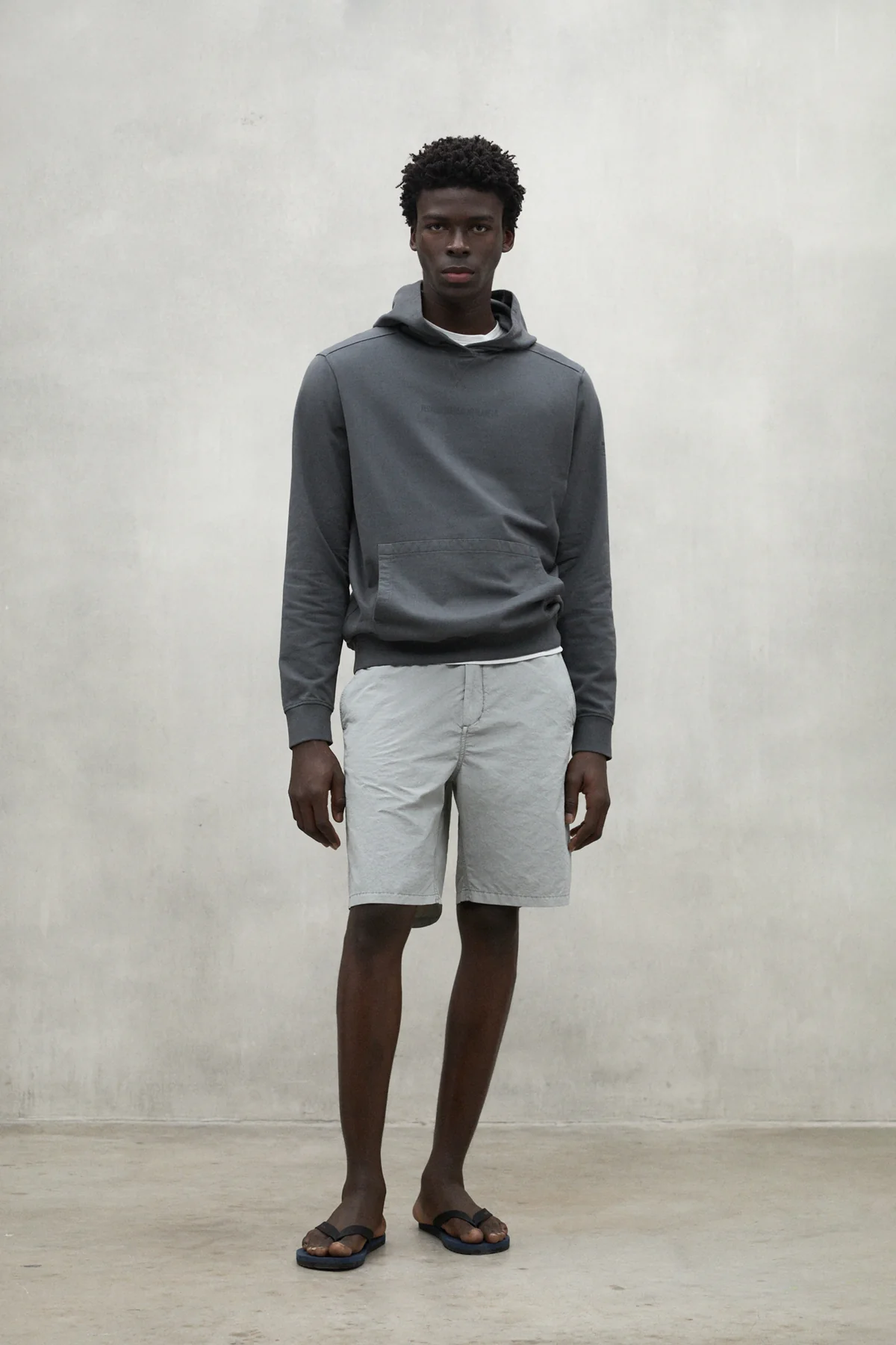 SUDADERA BARCA GRIS OSCURO
