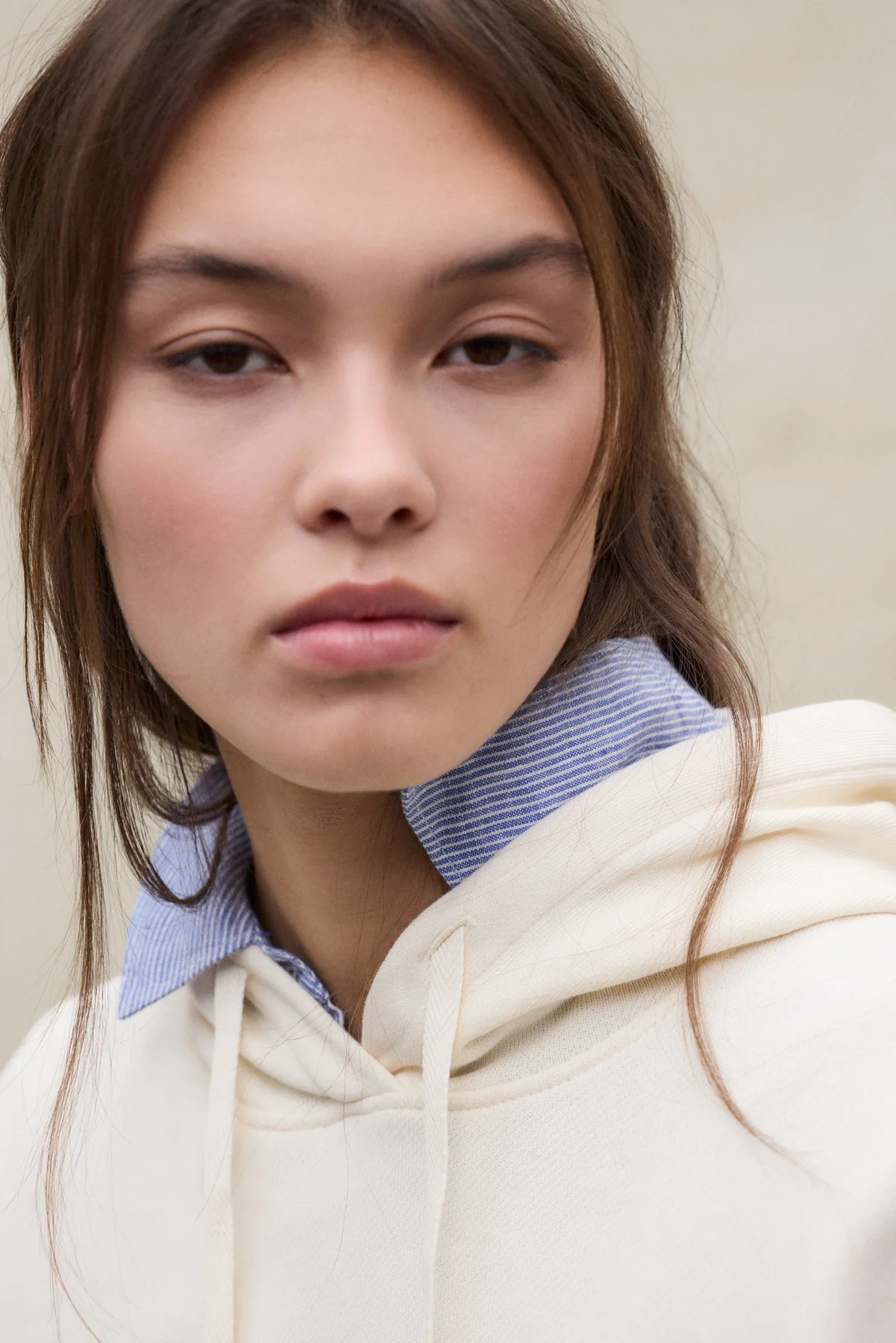 SUDADERA BIANCA BEIGE - Image 6