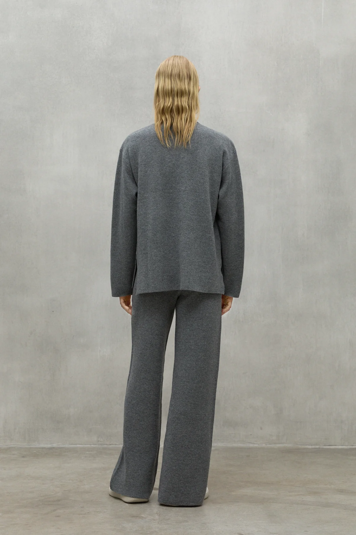 PANTALON CIPRE GRIS - Image 5