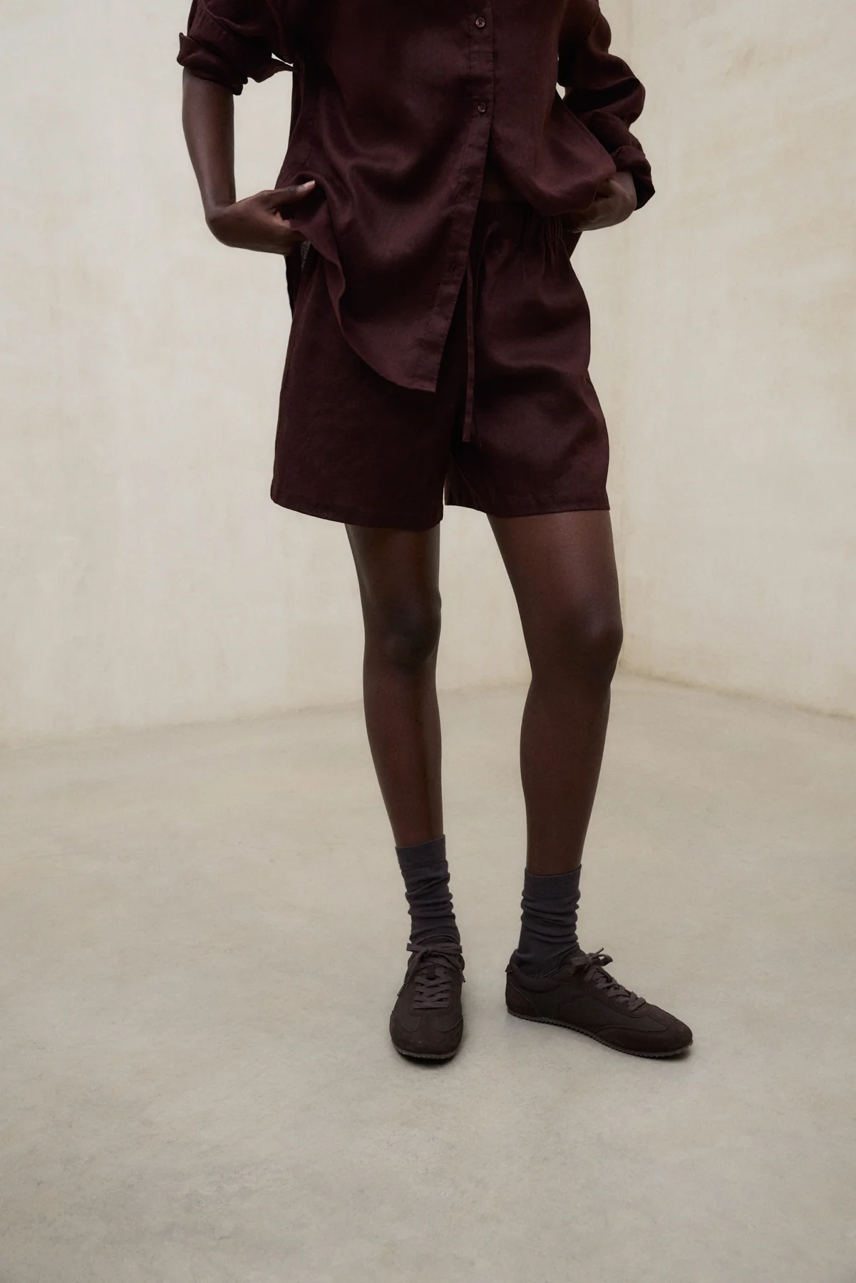 SHORTS ERAS MARRONES - Image 2