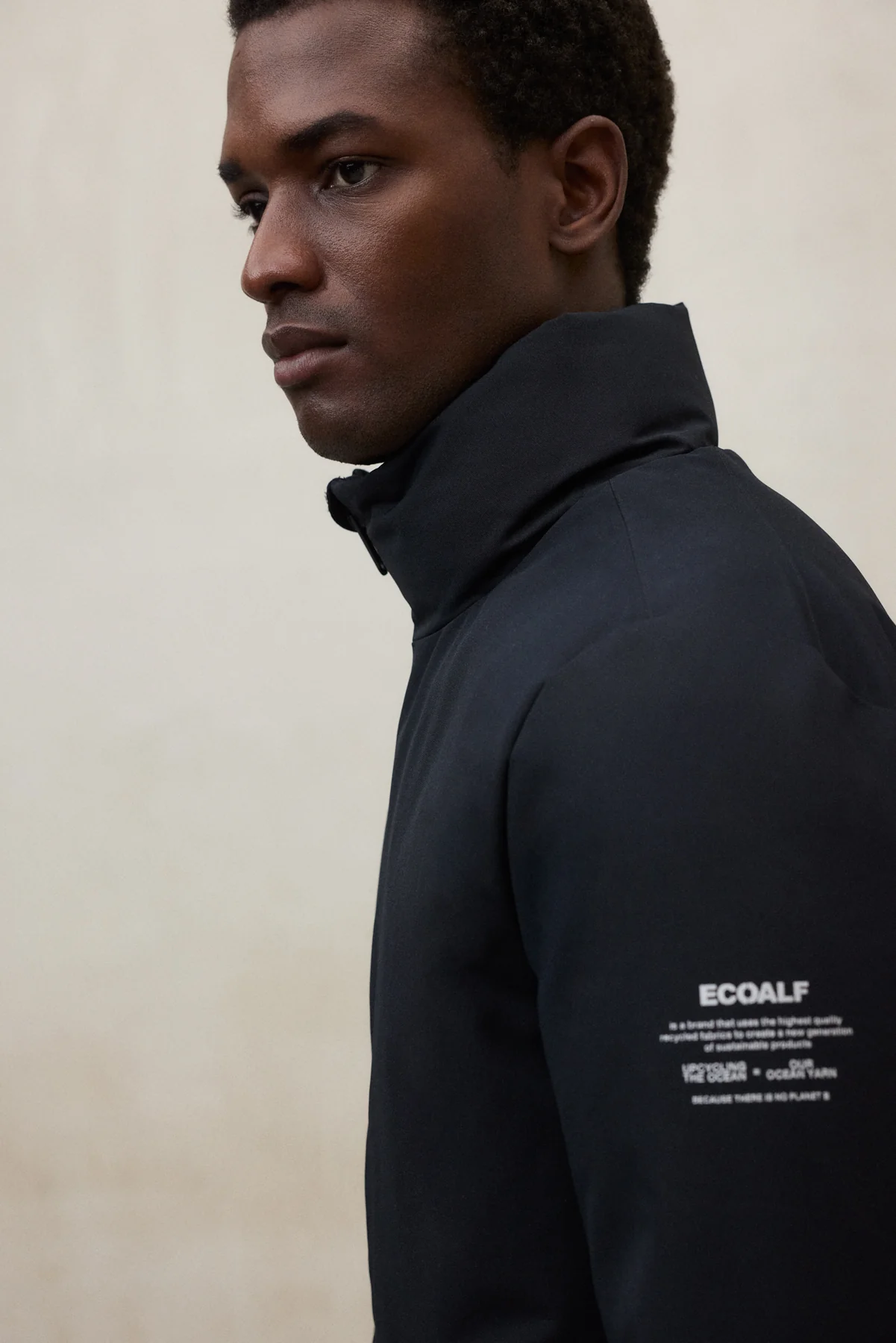 ABRIGO LEVOR NEGRO - Image 3
