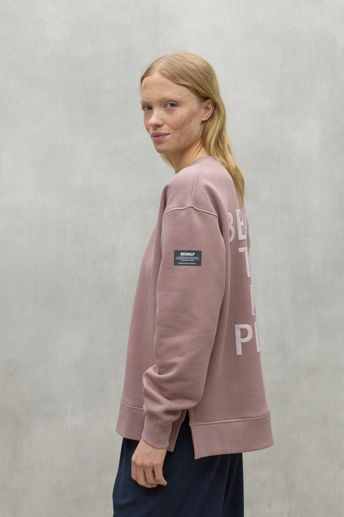 SUDADERA STORM ROSA - Image 3